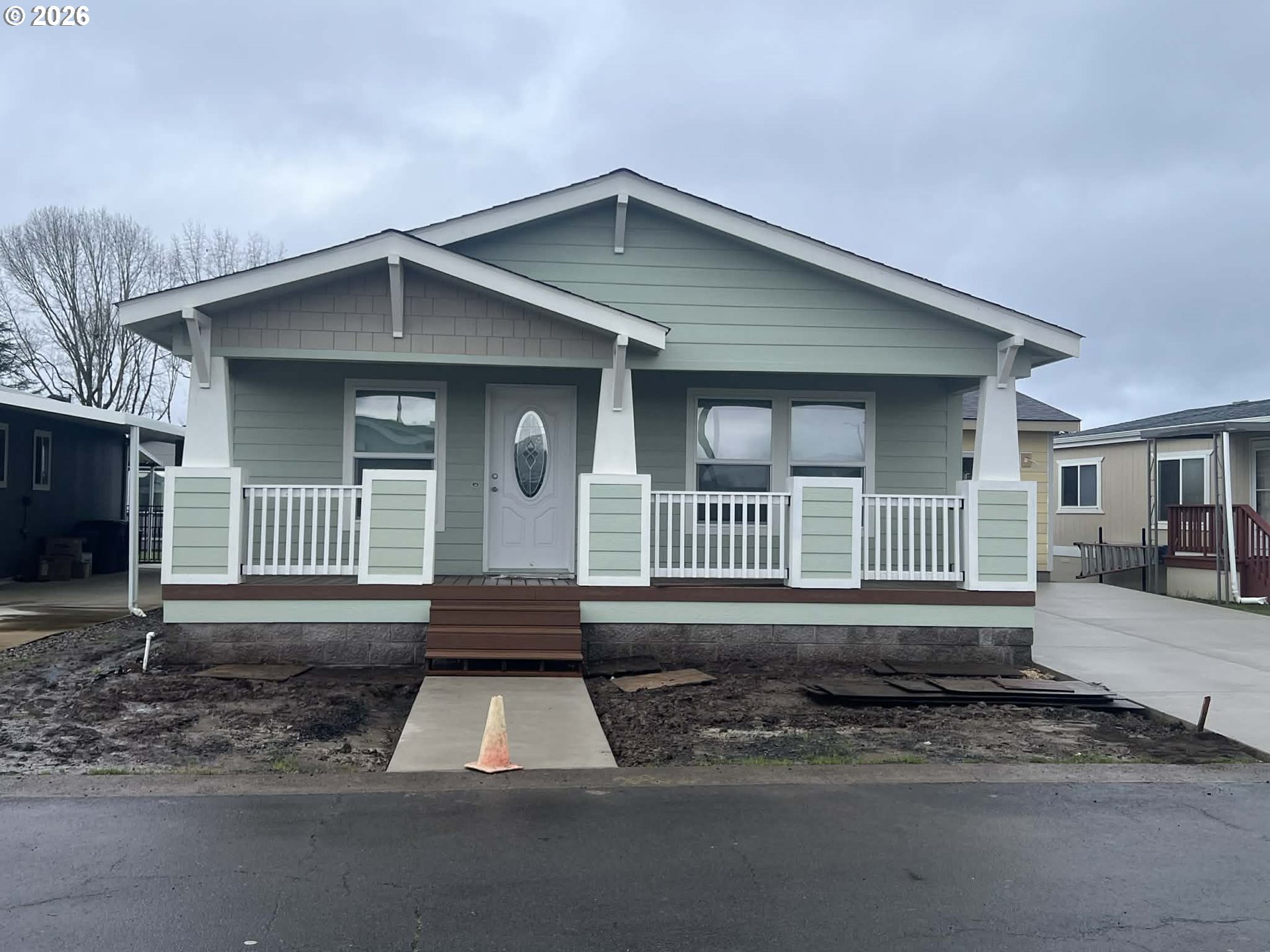 4155 NE THREE MILE LN 36