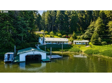 3062 S TENMILE LK Lakeside OR 97449