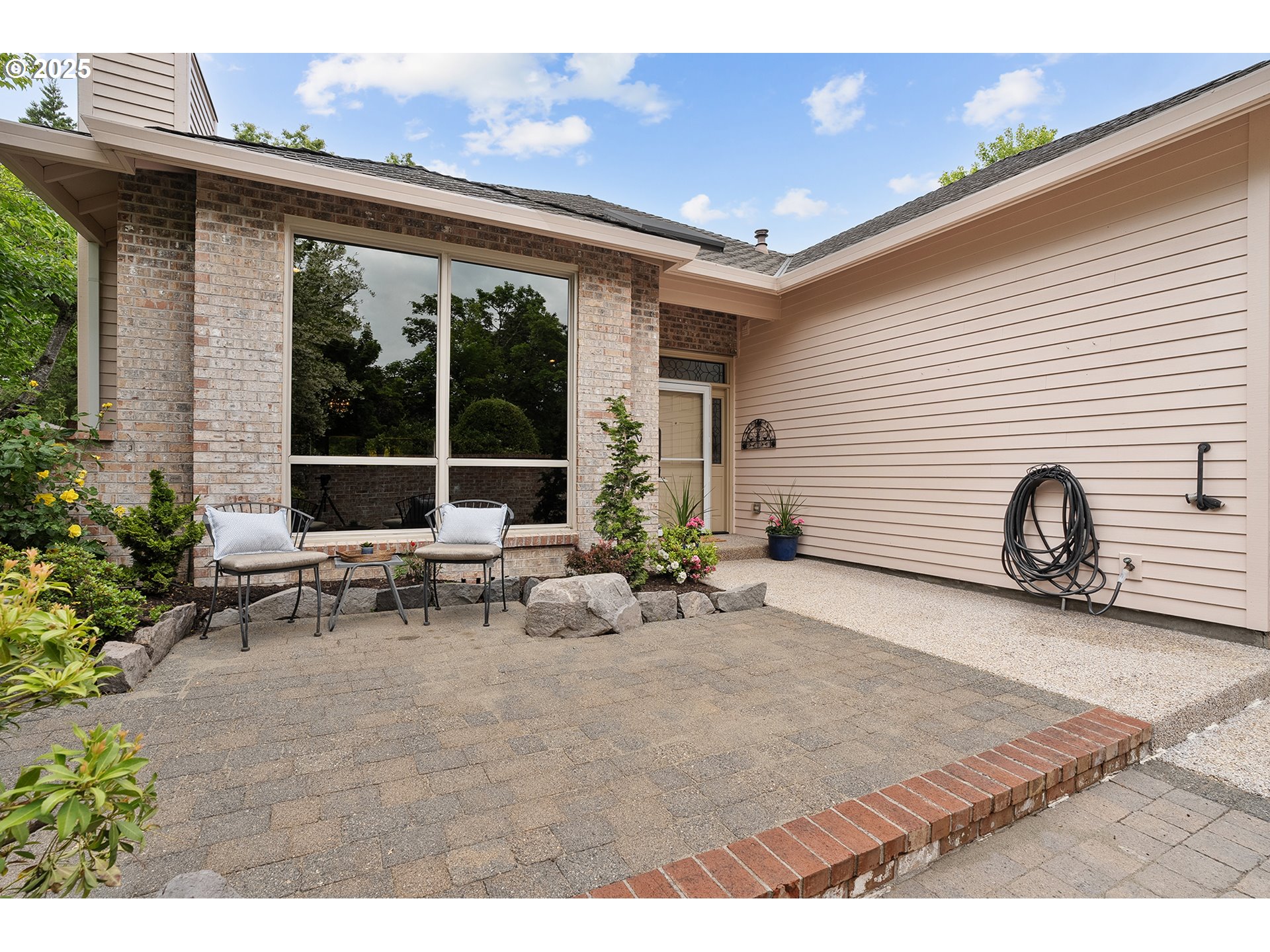 32680 SW LAKE POINT CT