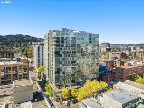 1221 SW 10TH AVE 1706 Portland OR 97205