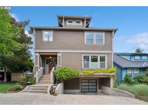 1915 SE HARNEY ST Portland OR 97202