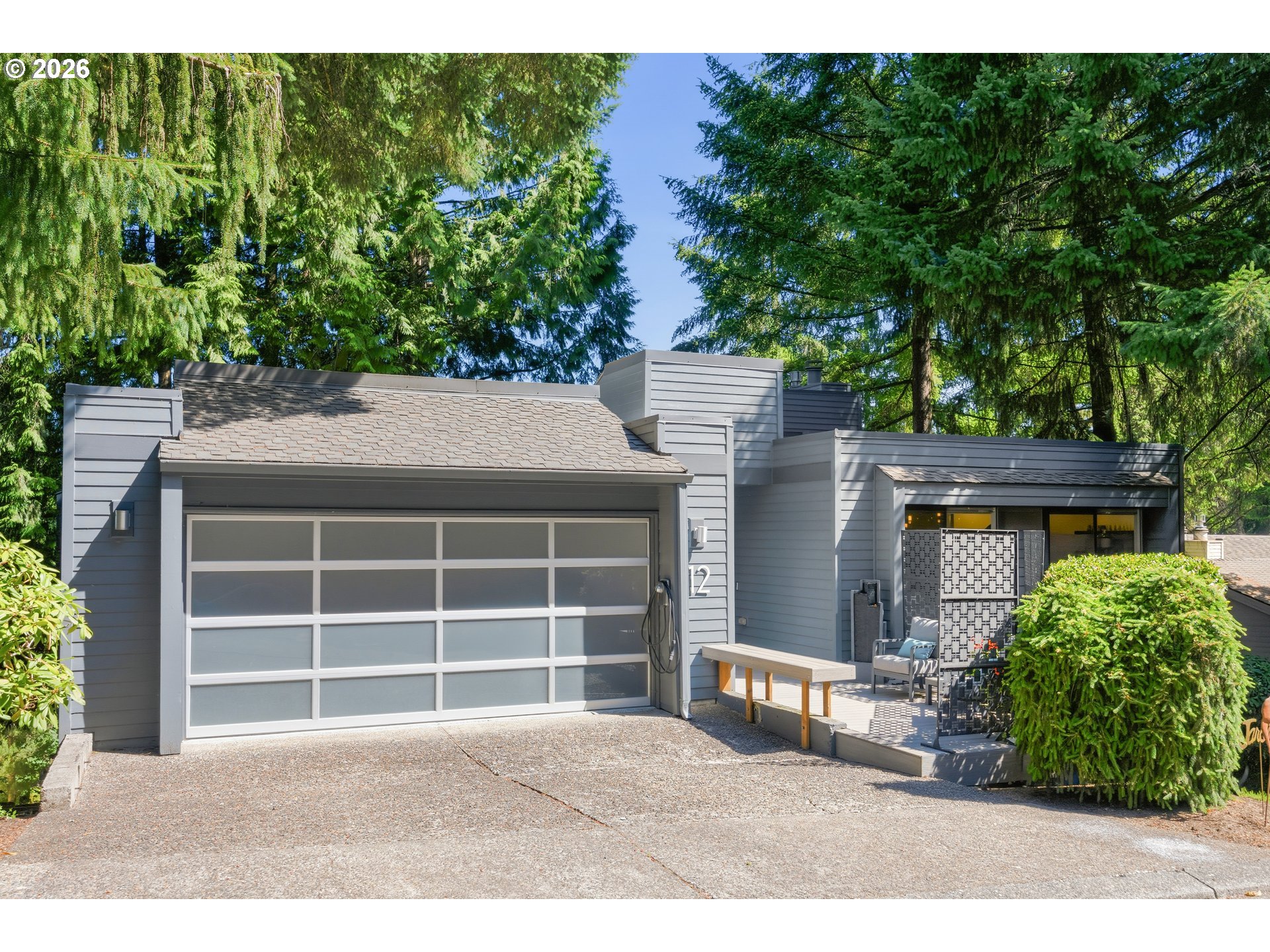 12 PARTRIDGE LN