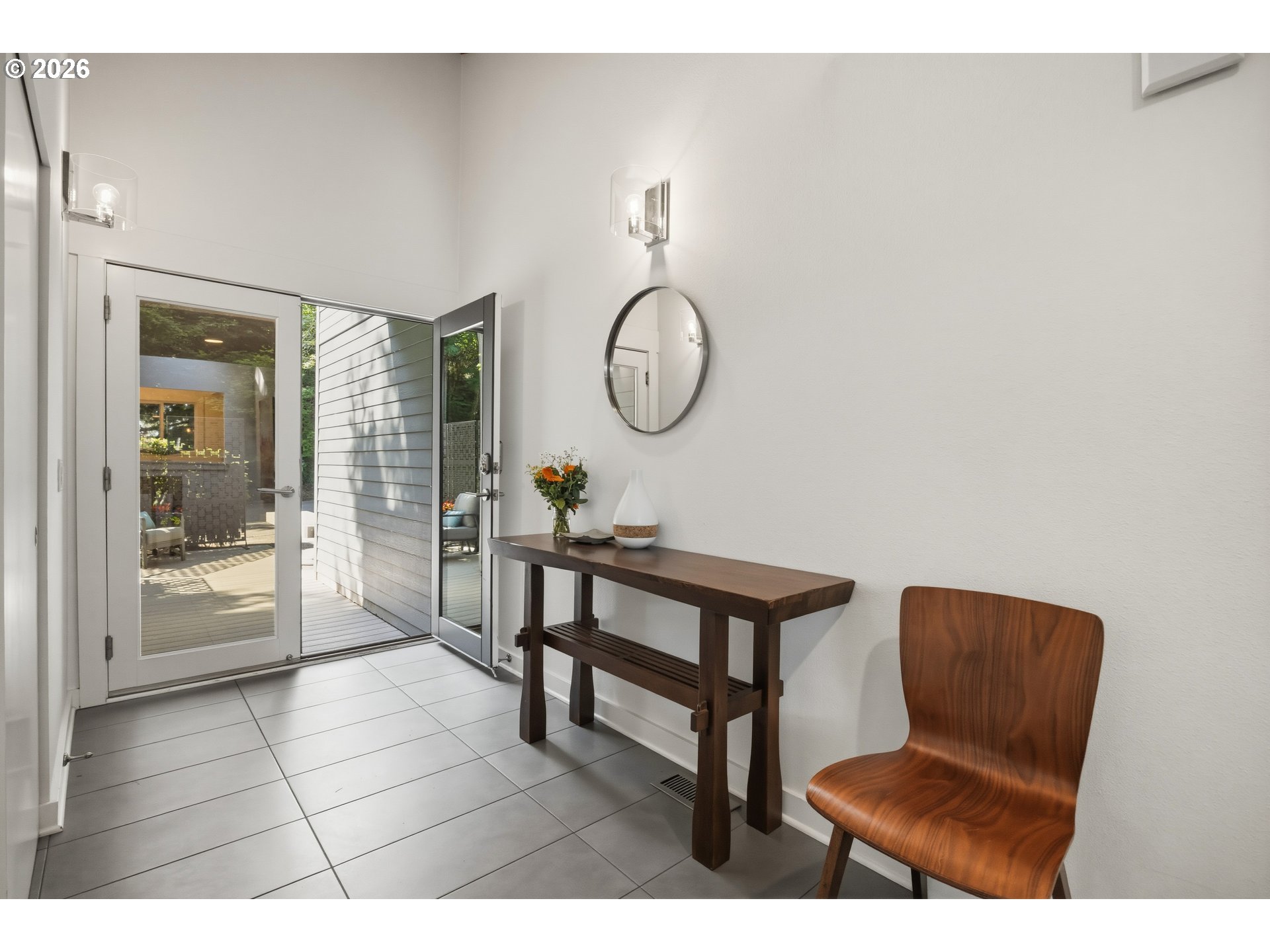 12 PARTRIDGE LN