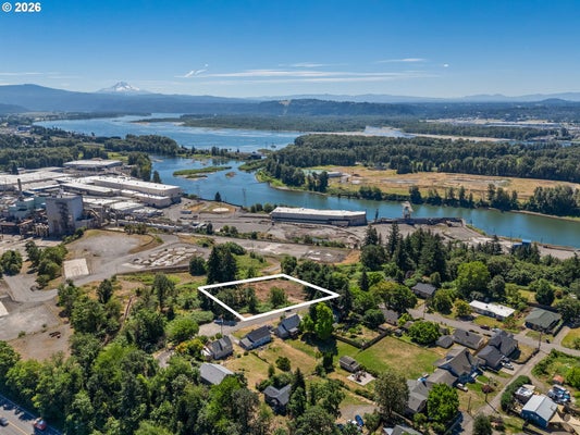 512 NW ELM ST, CAMAS, WA 98607 - Image 8ccd3da8ac7c6602cc5b2cd712d99feb/2612442626