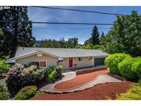 A home in Roseburg