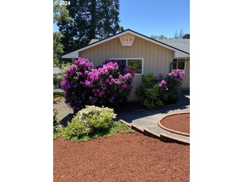 A home in Roseburg