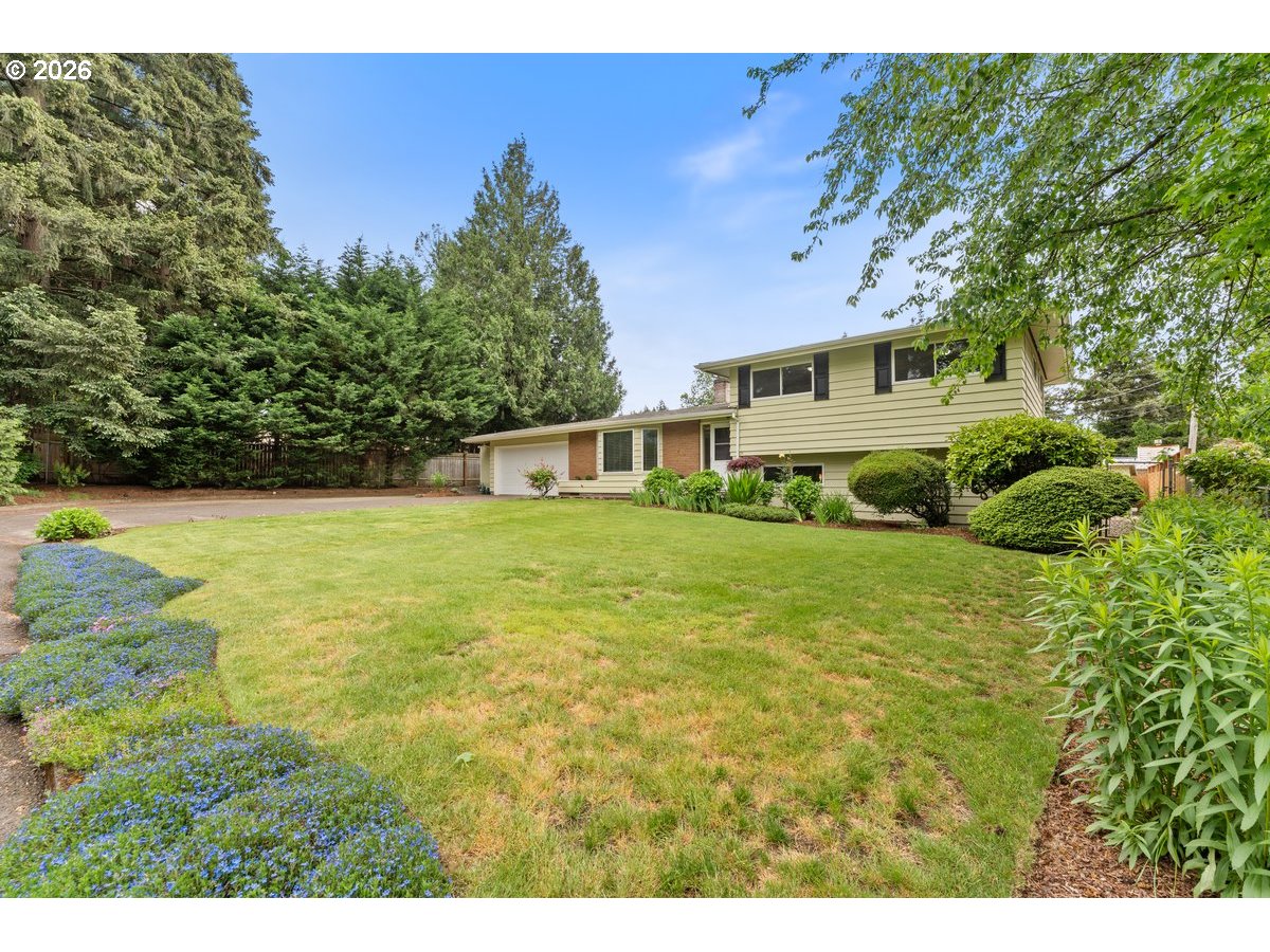 3825 SE 166TH CT