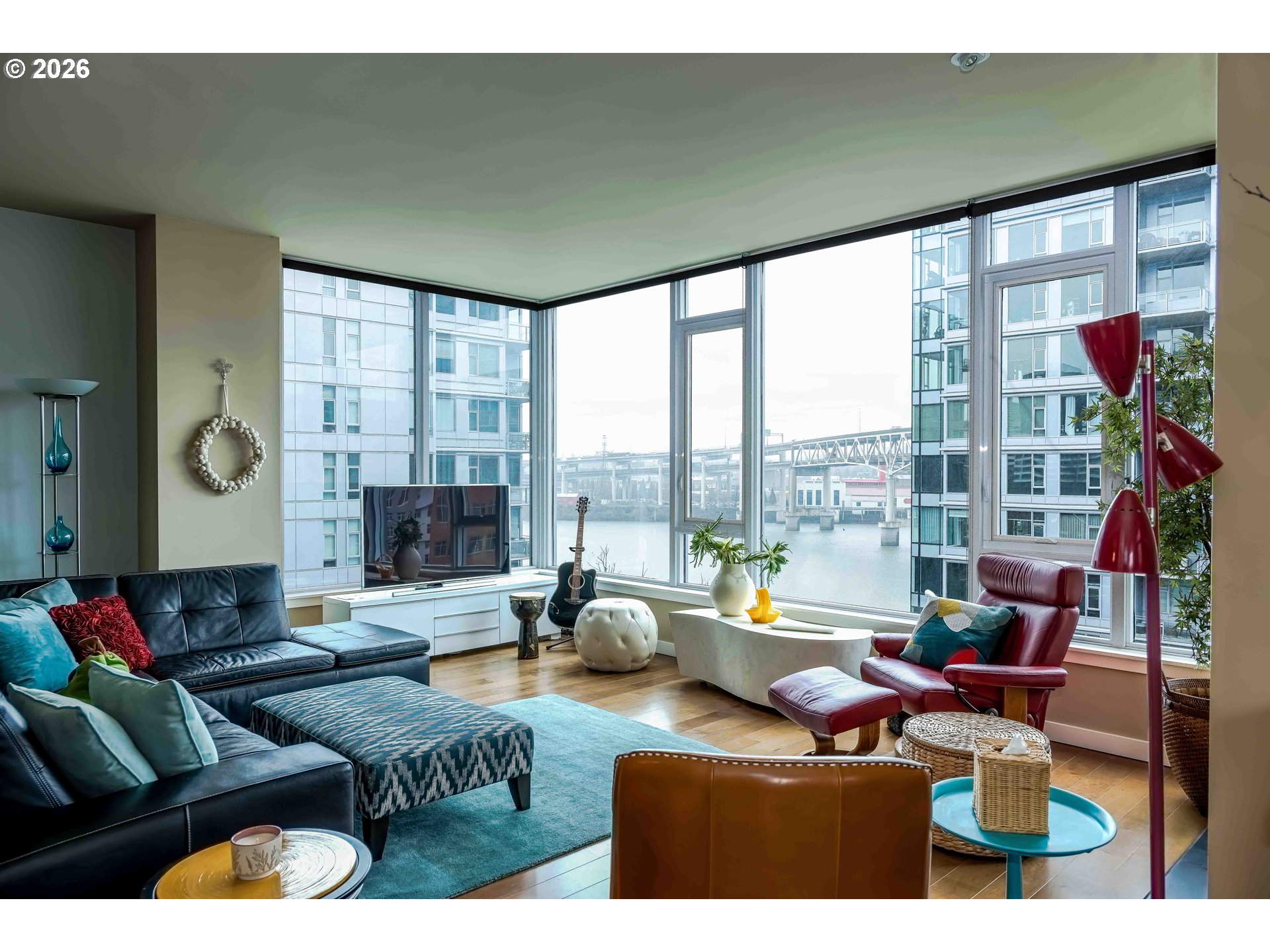 1930 S RIVER DR W704