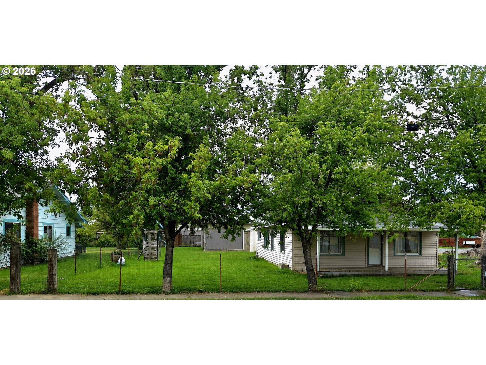 395 CENTER ST
