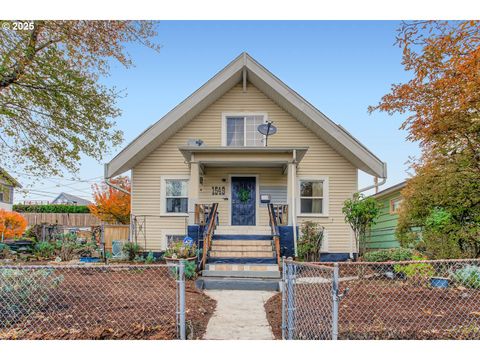 1549 N BLANDENA ST Portland OR 97217