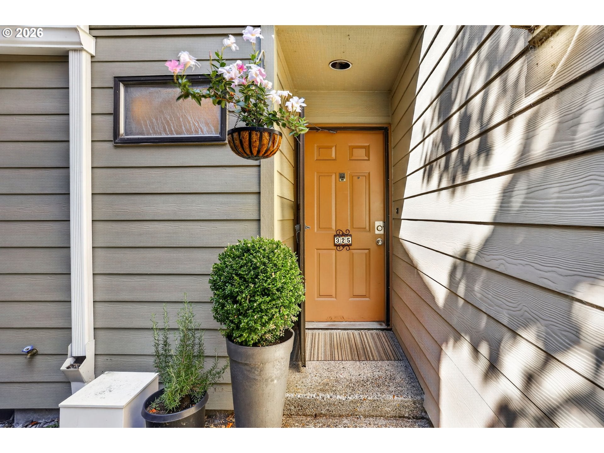 325 SE 146TH AVE