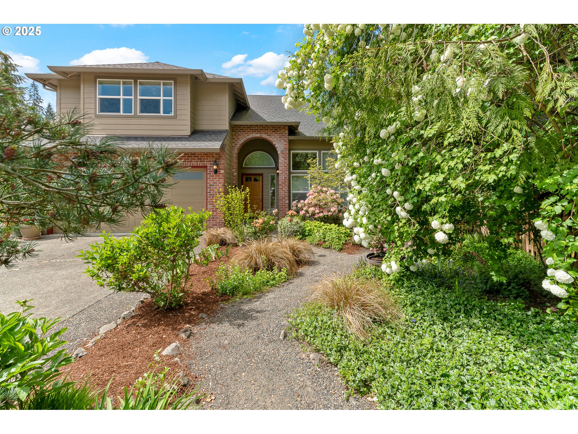 3108 NE 105TH CIR