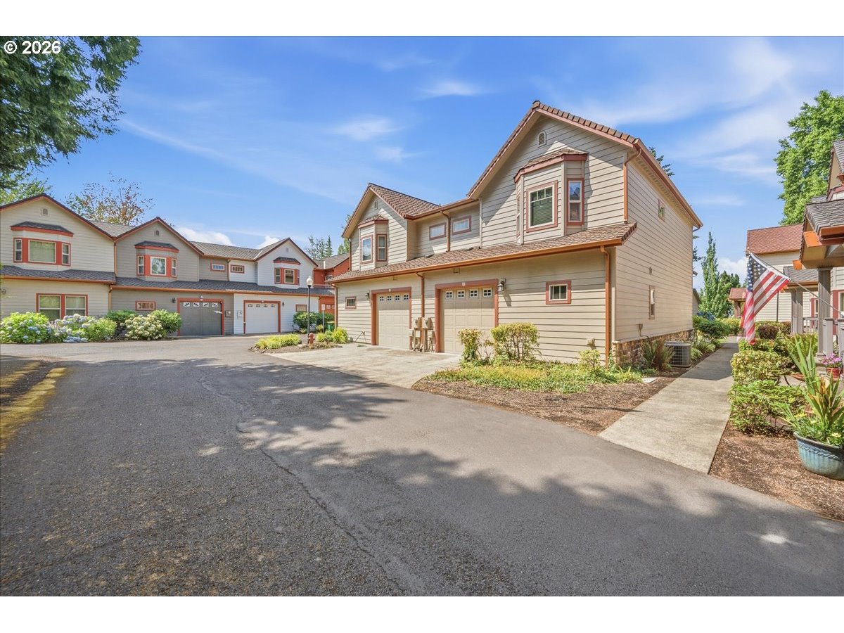2025 ELM ST 4A