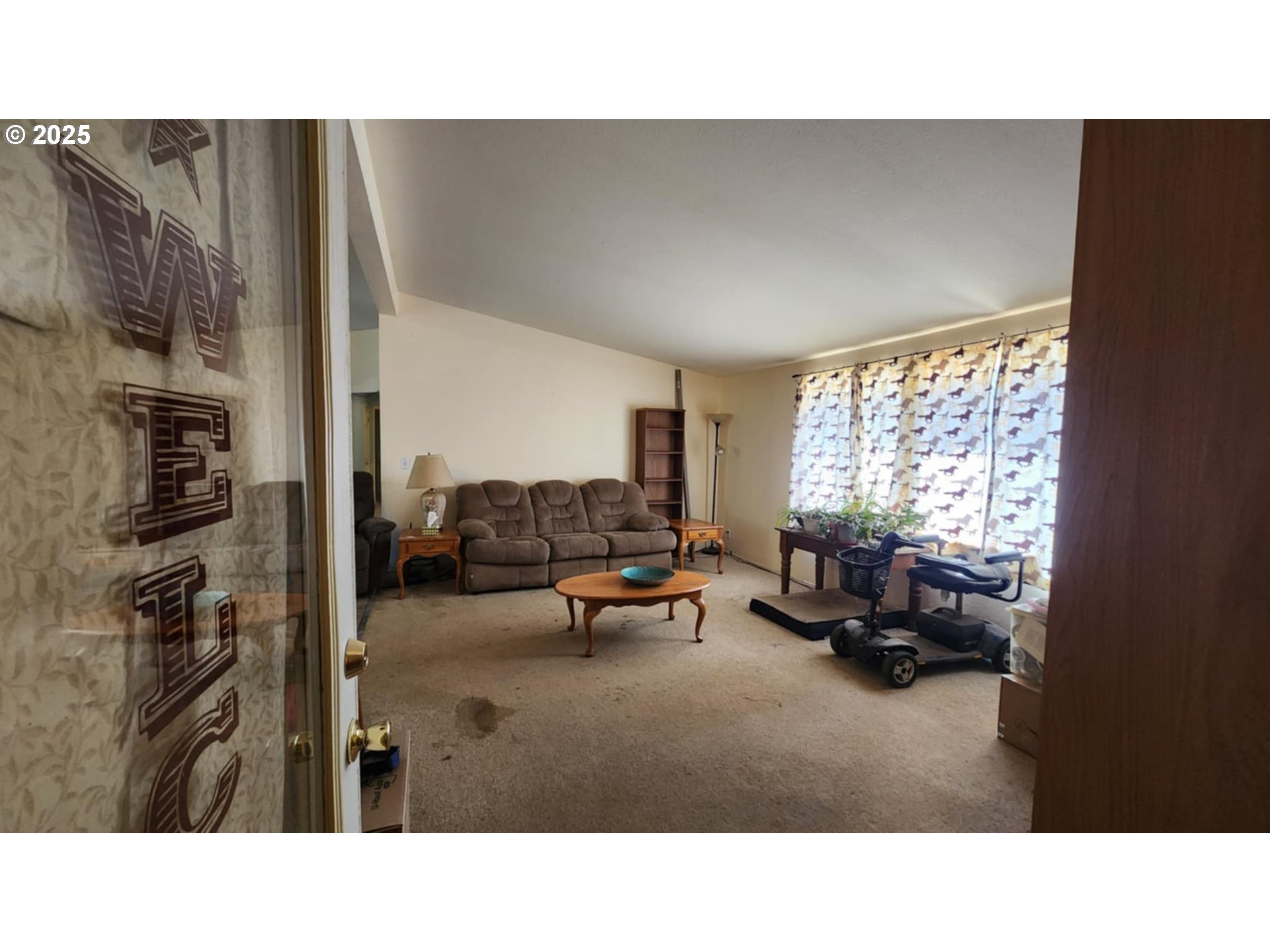 8325 SE SKY VISTA DR