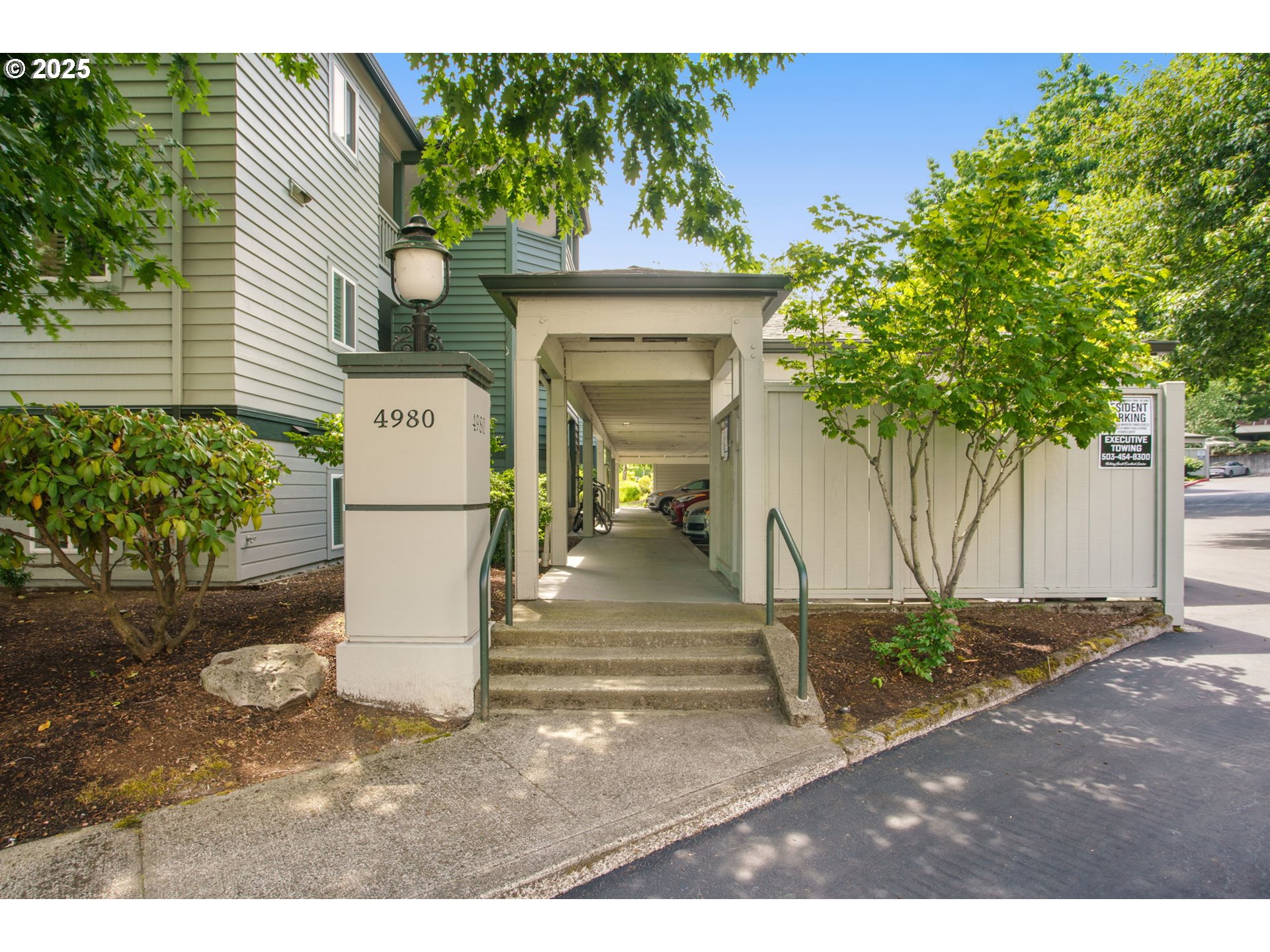 4980 S LANDING DR 301