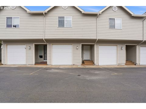 427 HARRIS LN 14 Oregon City OR 97045