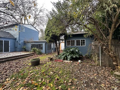 A home in Roseburg