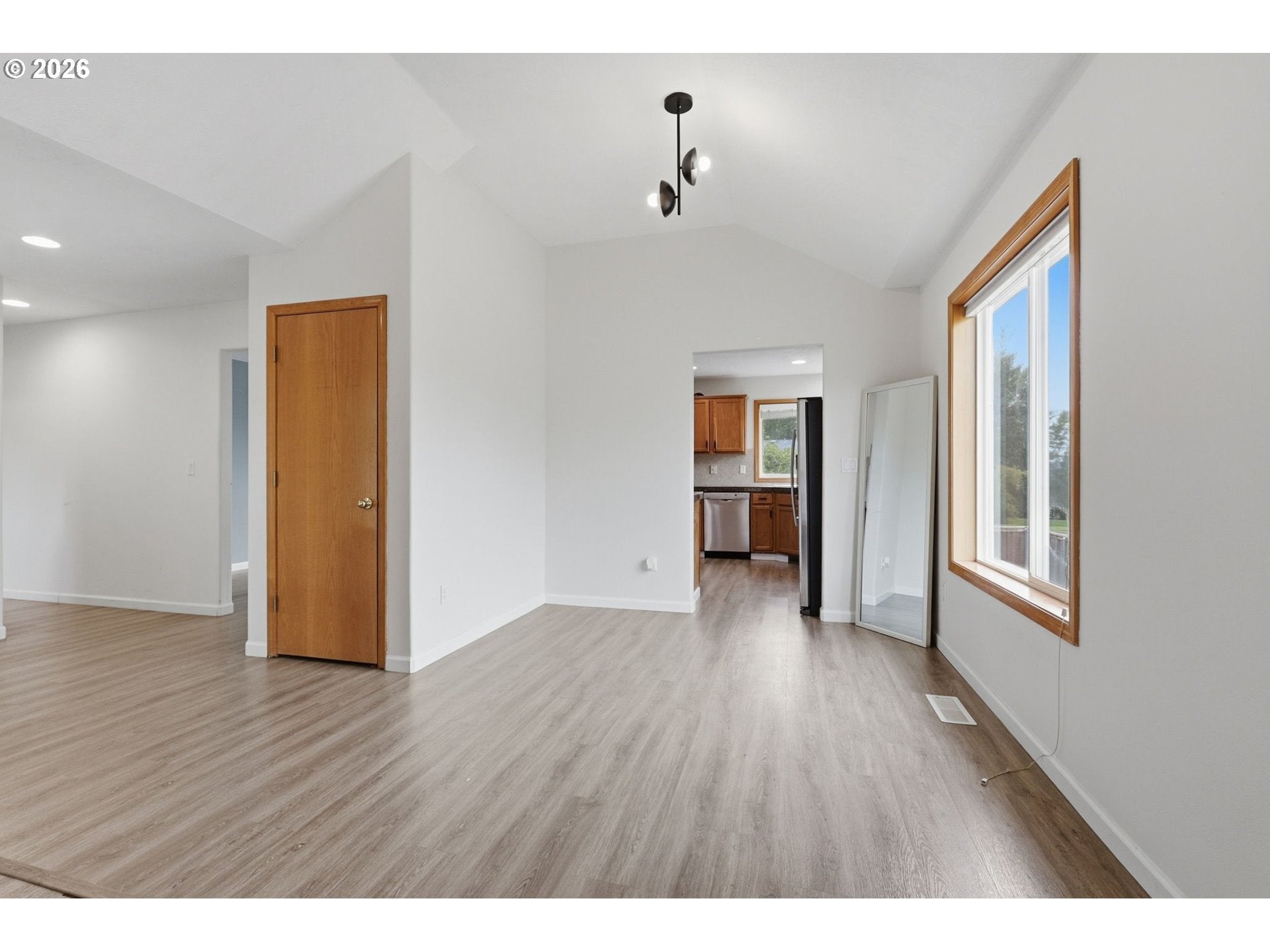 1985 SW DAYBREAK WAY