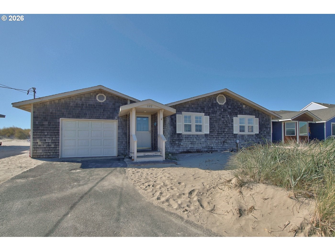 122 NW OCEANIA DR