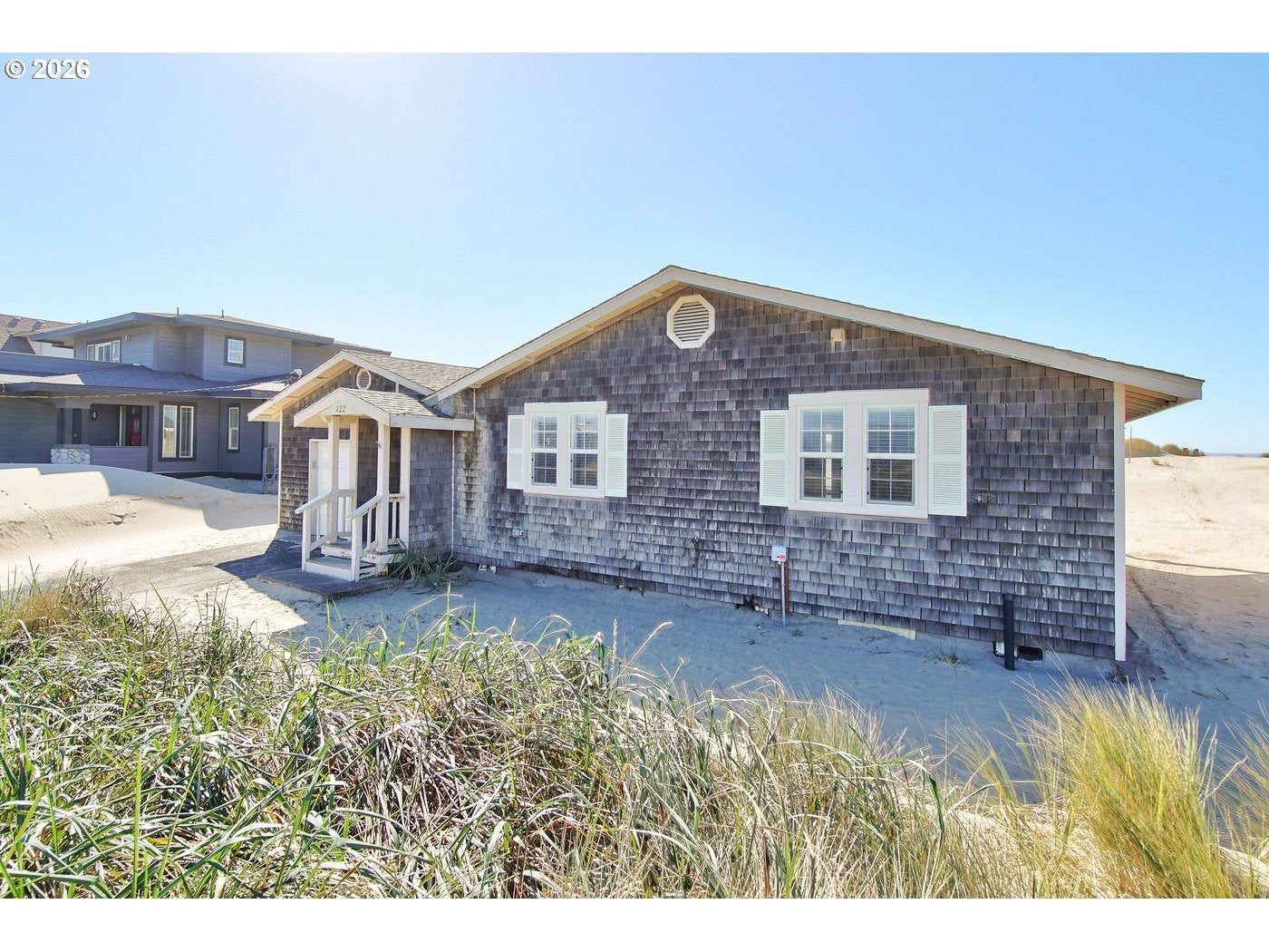 122 NW OCEANIA DR