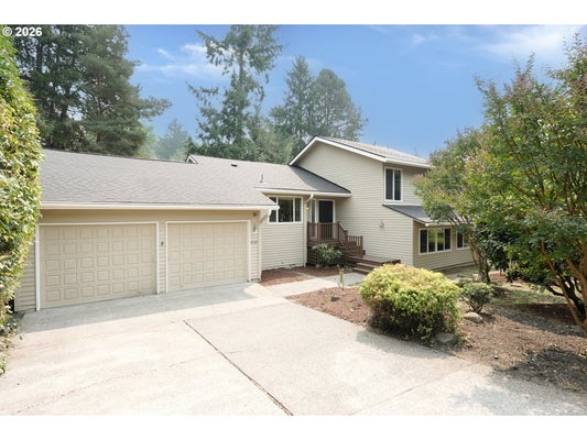 14584 RAINBOW DR, LAKE OSWEGO, OR 97035 - Image 8d1d0e1ab70e46bc2d34773cc76b831e/215806280