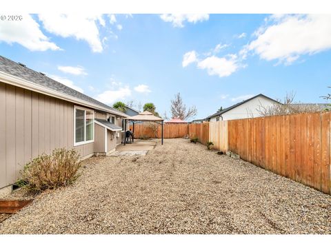 Tiny photo for 41 Sandalwood Loop, Creswell, OR 97426 (MLS # 312539237)