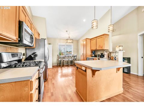 Tiny photo for 41 Sandalwood Loop, Creswell, OR 97426 (MLS # 312539237)