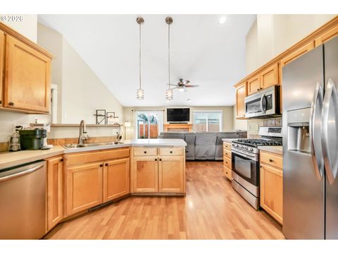 Tiny photo for 41 Sandalwood Loop, Creswell, OR 97426 (MLS # 312539237)