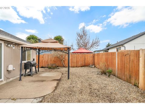 Tiny photo for 41 Sandalwood Loop, Creswell, OR 97426 (MLS # 312539237)