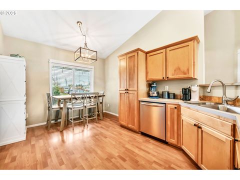 Tiny photo for 41 Sandalwood Loop, Creswell, OR 97426 (MLS # 312539237)