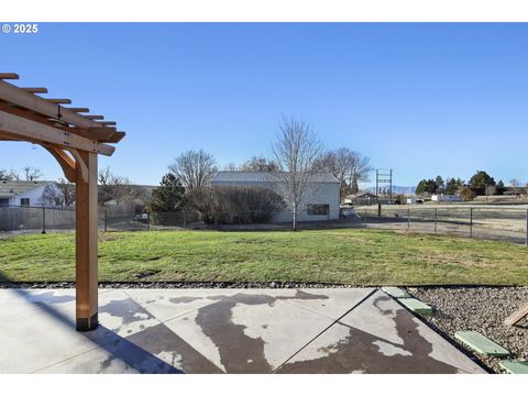 A home in Wasco