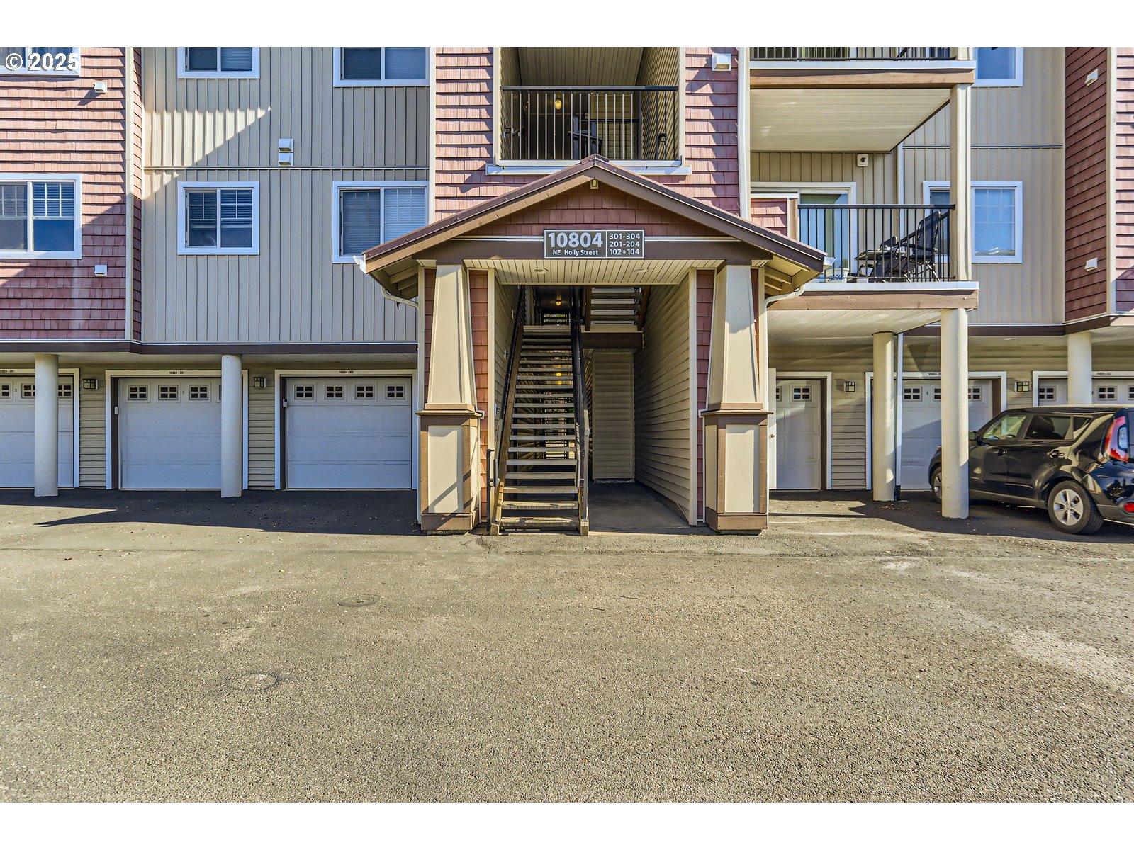 10804 NE HOLLY ST 303