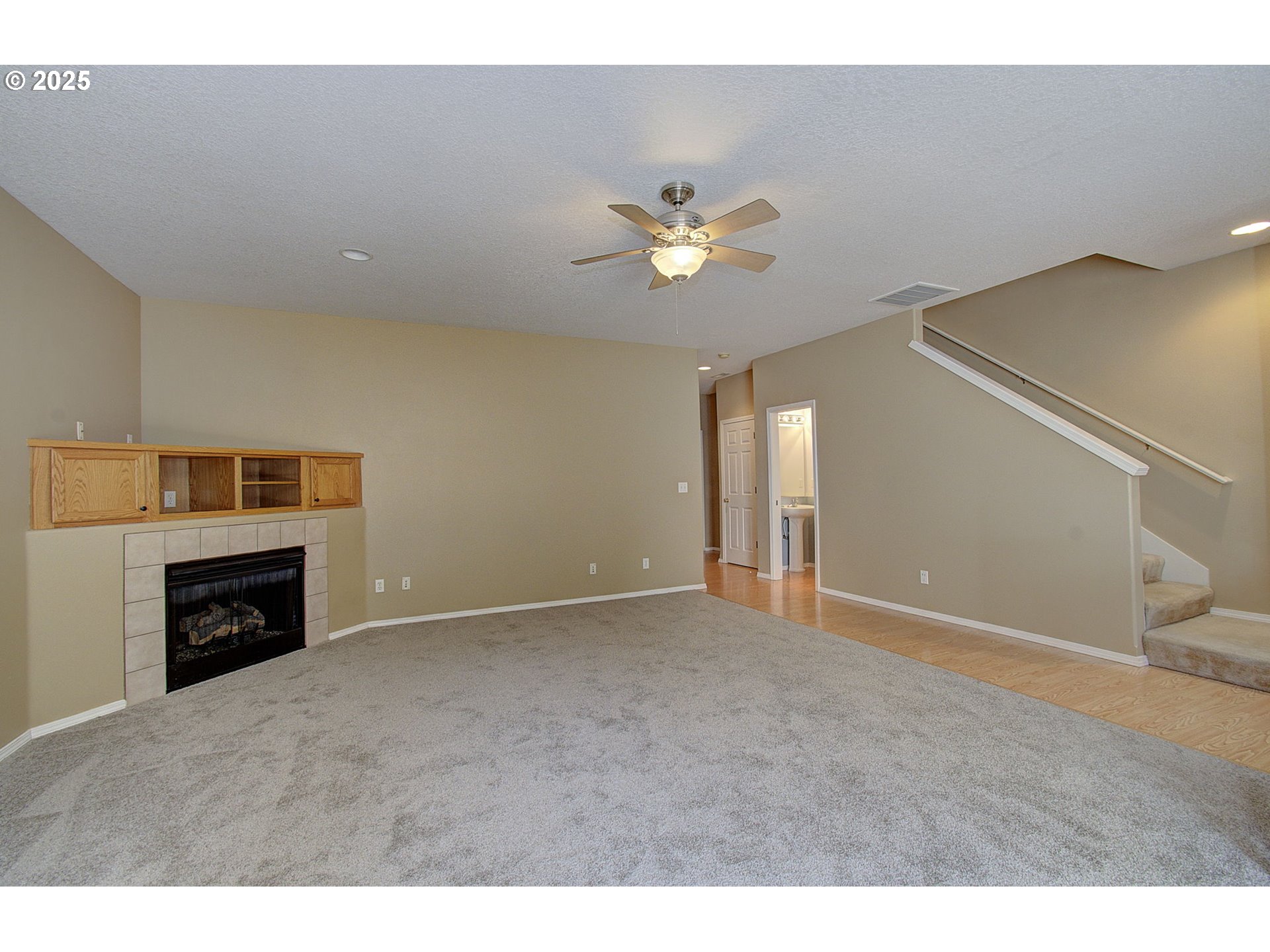 3058 SE MERRIWEATHER DR