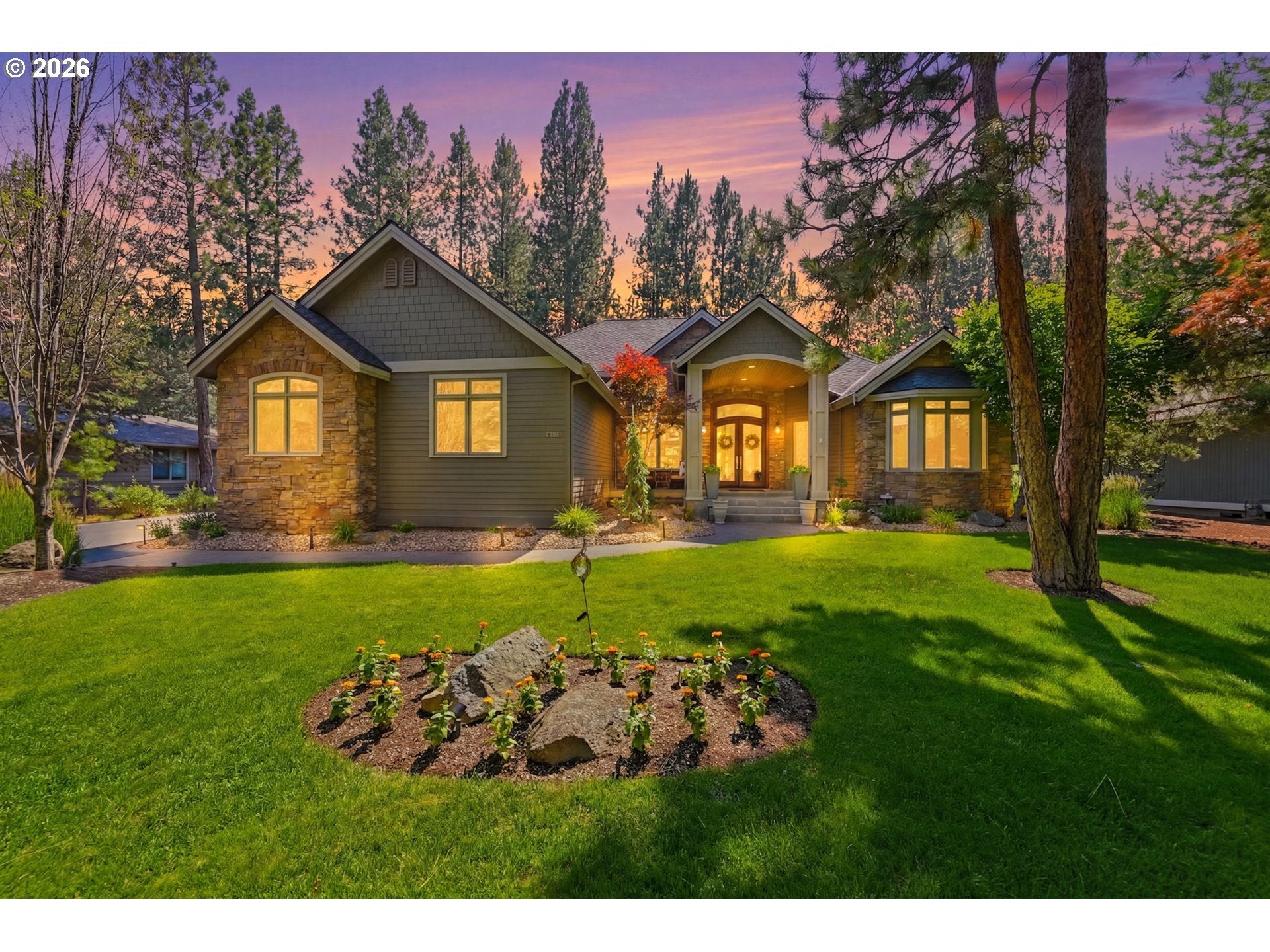 2721 NW CHAMPION CIR