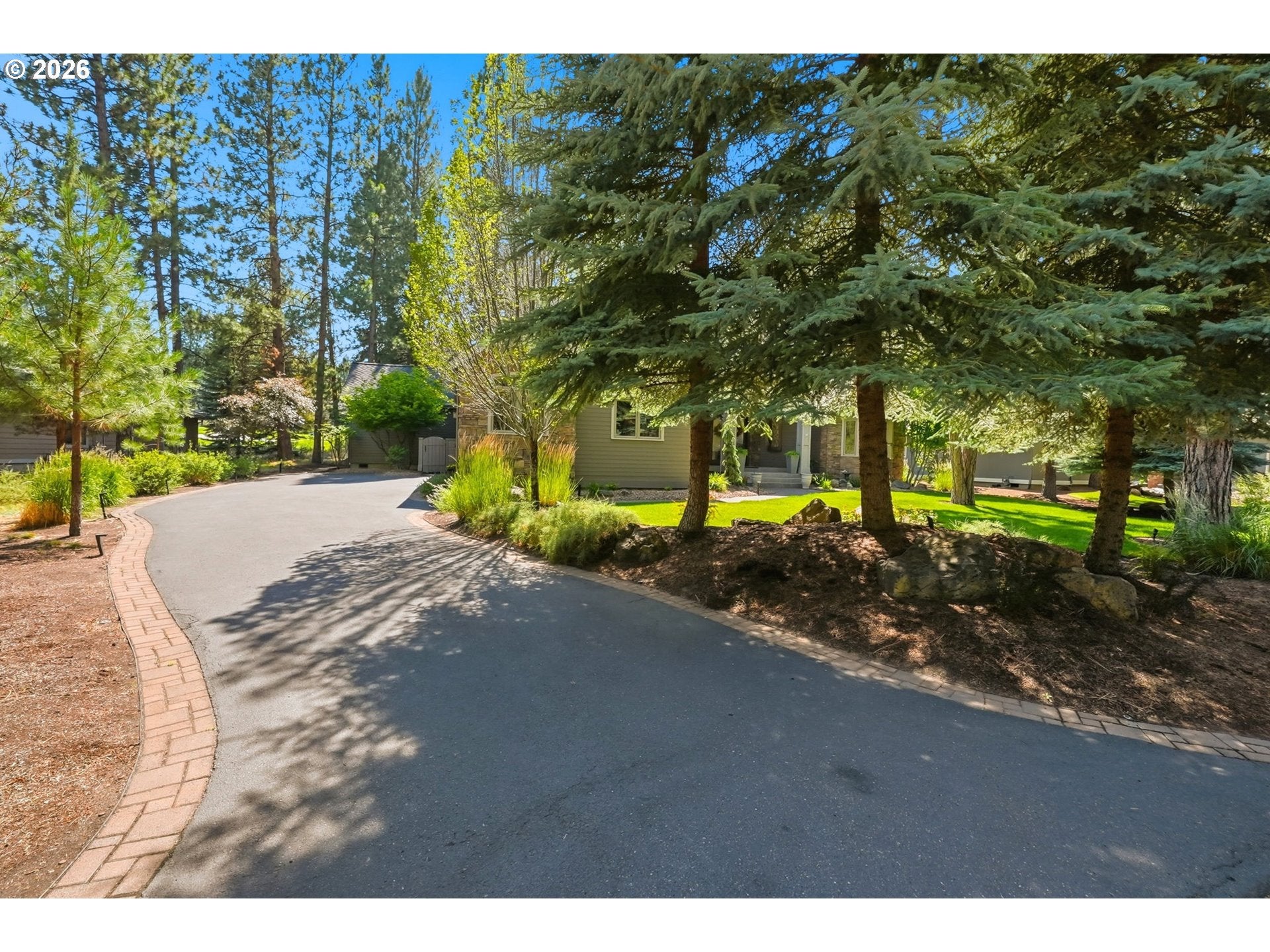 2721 NW CHAMPION CIR
