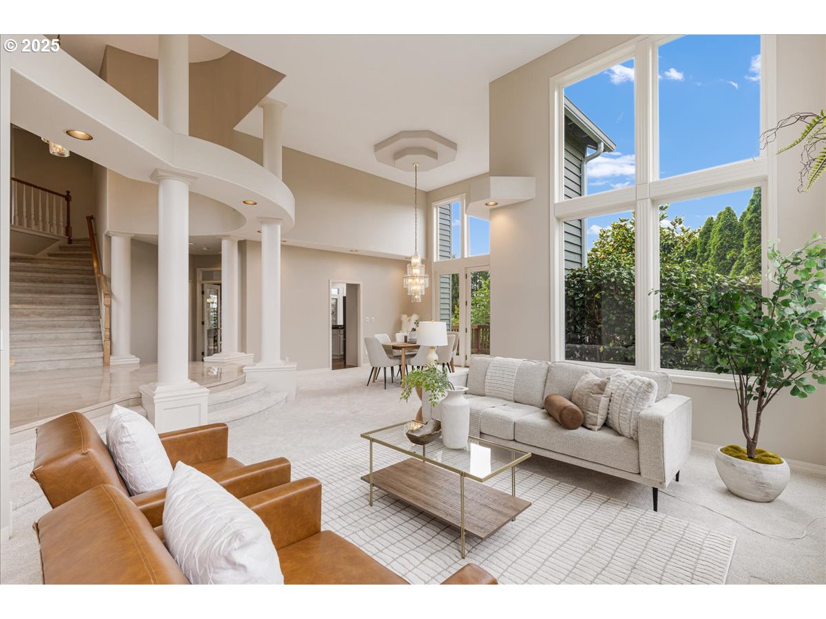 2105 PEREGRINE CT