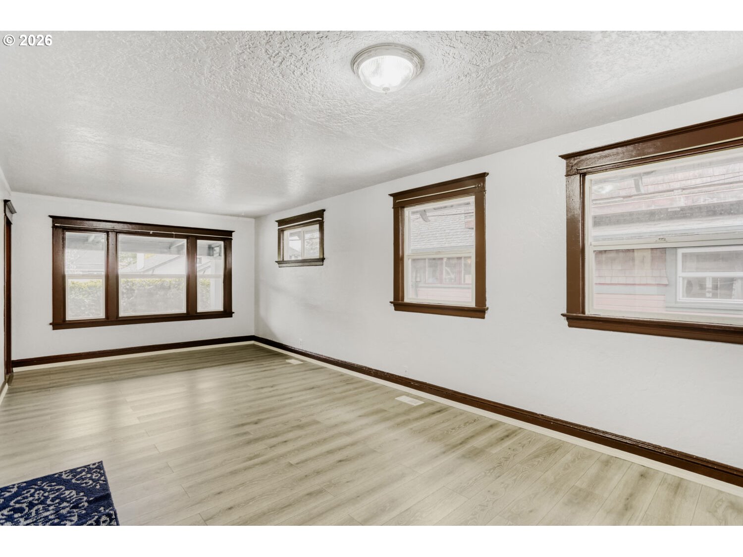 2145 SE CESAR E CHAVEZ BLVD