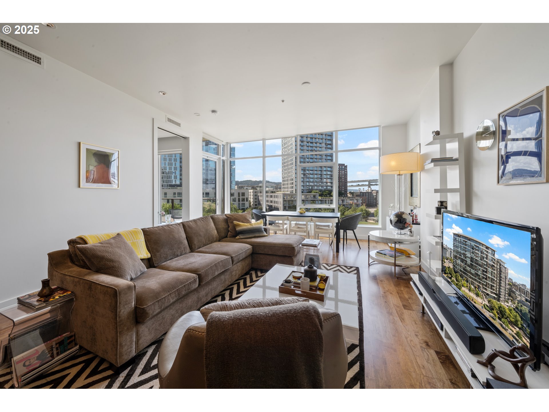 949 NW OVERTON ST 608