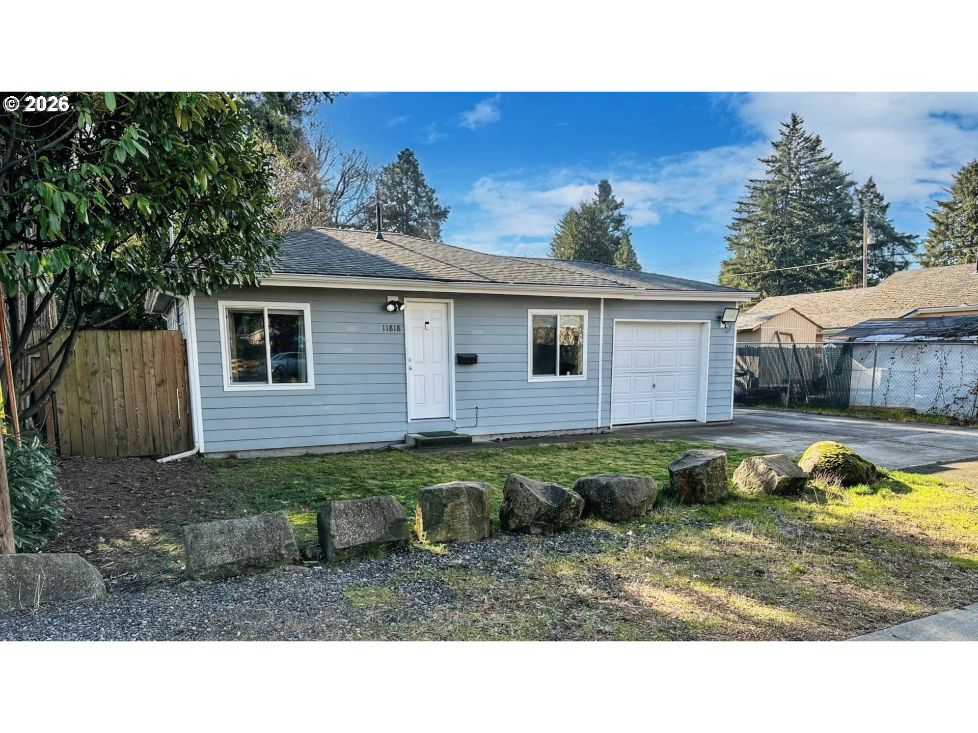 11818 NE HOLLADAY ST