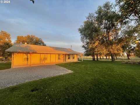 A home in Hermiston