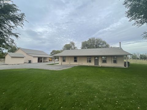 A home in Hermiston