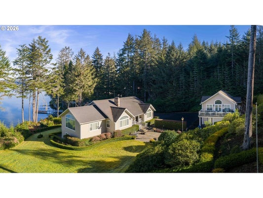 83474 WOODLAND LN, FLORENCE, OR 97439 - Image 8dae302a03a27ea9e092e89b80e0fdc3/3326417340