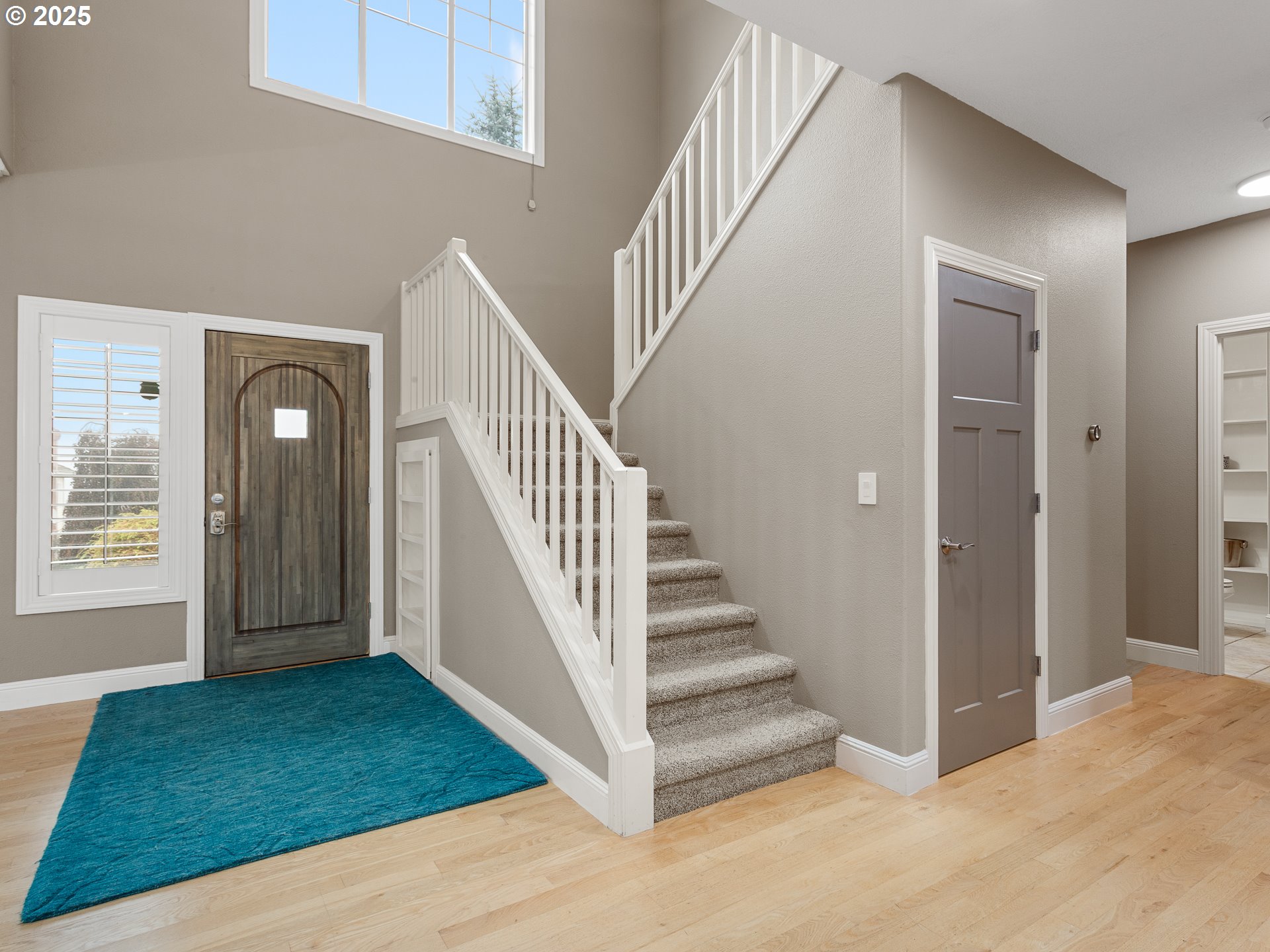 1800 NW LACAMAS DR