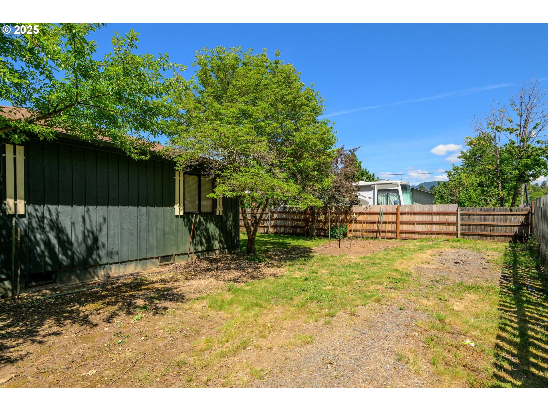 Oakridge, Oregon 97463, United States, 3 Bedrooms Bedrooms, ,2 BathroomsBathrooms,Residential,Active,137819