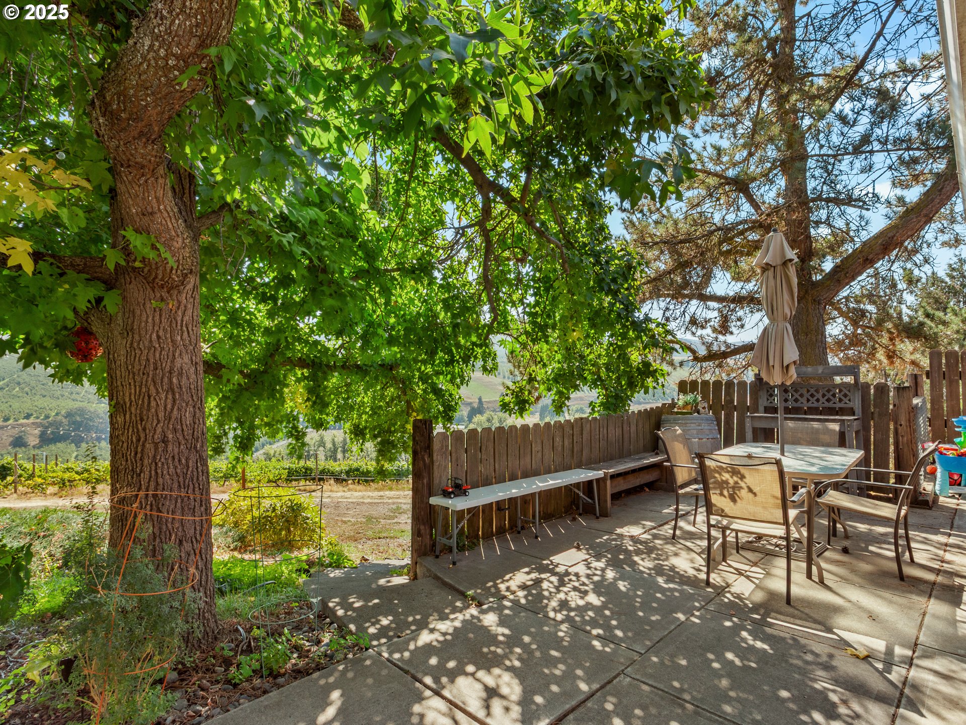 The Dalles, Oregon 97058, United States, 3 Bedrooms Bedrooms, ,2 BathroomsBathrooms,Residential,Active,219247