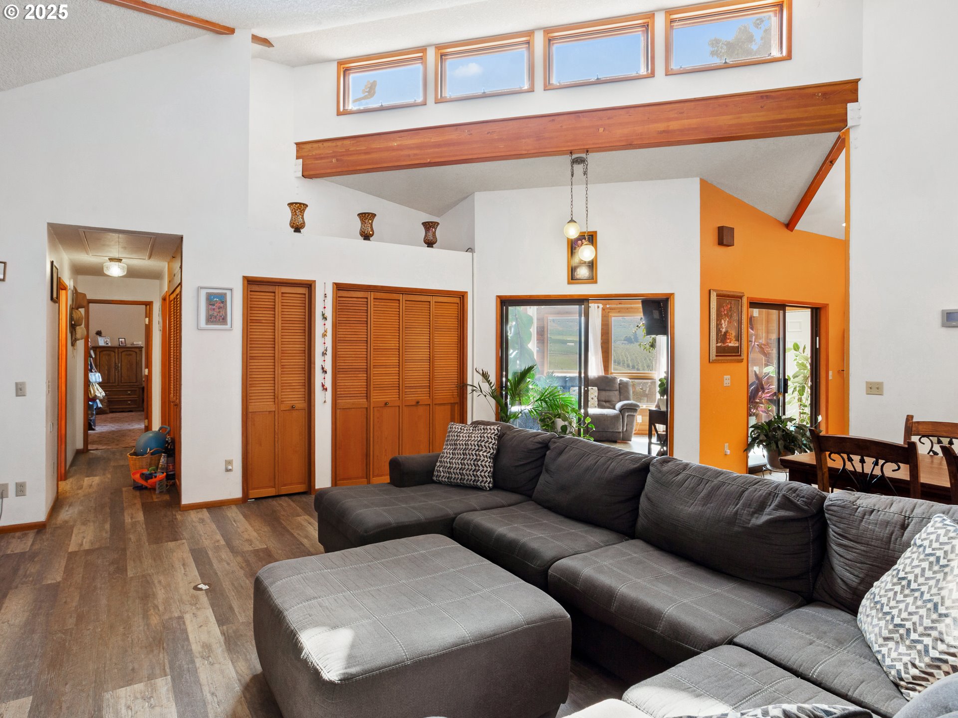 The Dalles, Oregon 97058, United States, 3 Bedrooms Bedrooms, ,2 BathroomsBathrooms,Residential,Active,219247