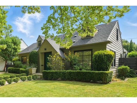 7338 N CHASE AVE Portland OR 97217