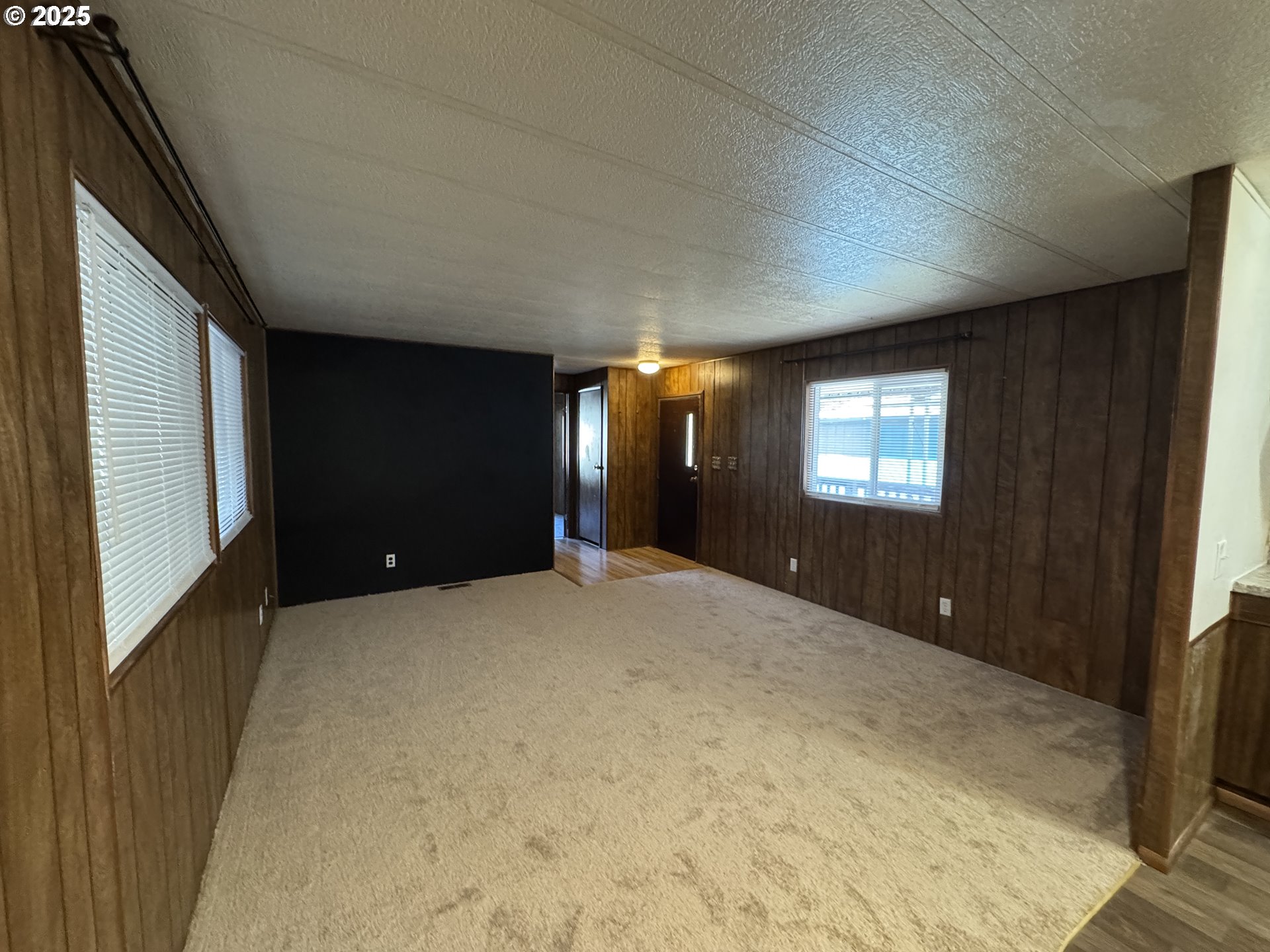 33838 E RIVER DR 89
