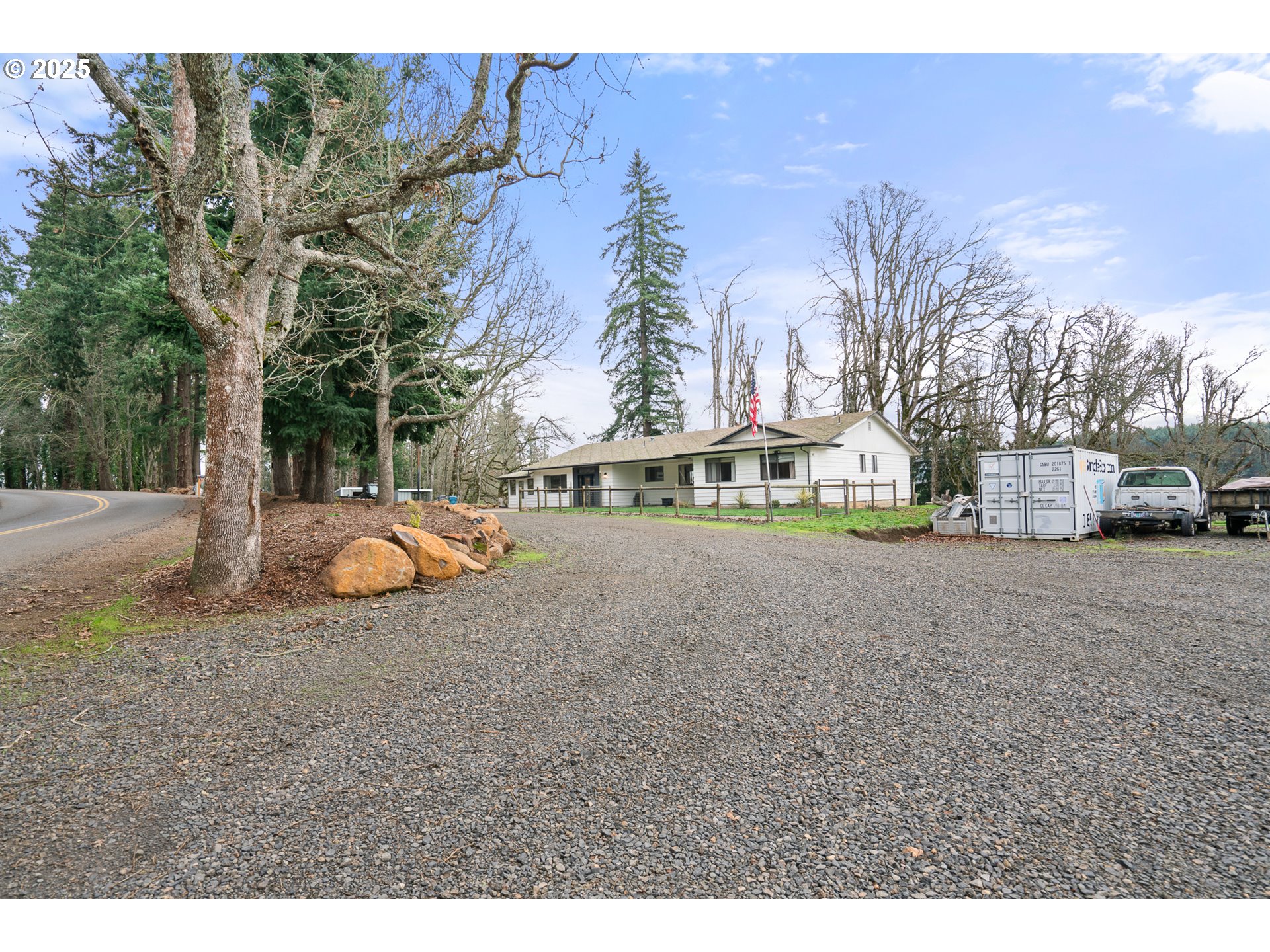 6020 Valley View RD NE