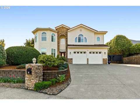 58 SHORELINE DR Florence OR 97439